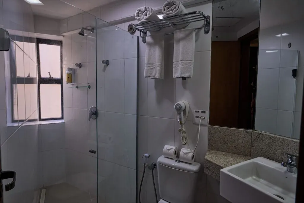 Quarto Design, Twin